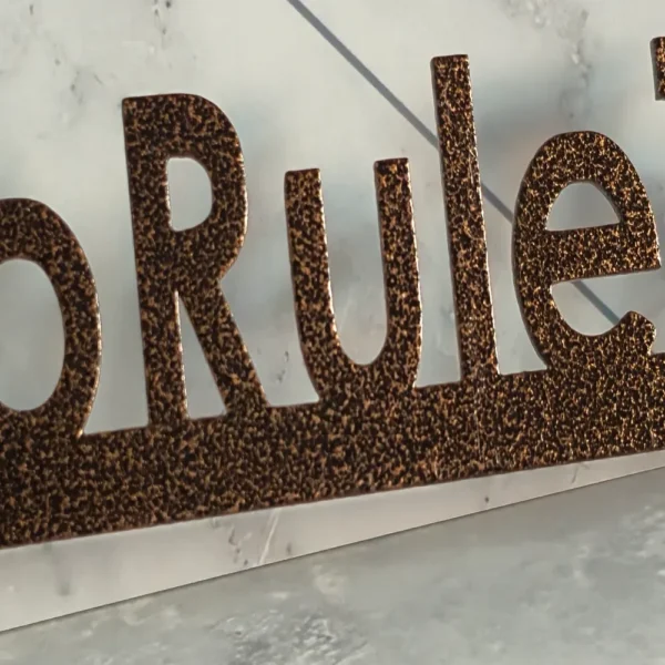 Personalized Metal Sign – Modern Clean Geometric Design - Image 3